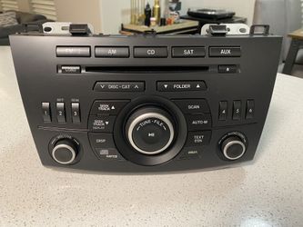 Mazda Stereo Unit