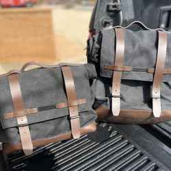 BMW R9T Canvas / Leather Saddlebags 