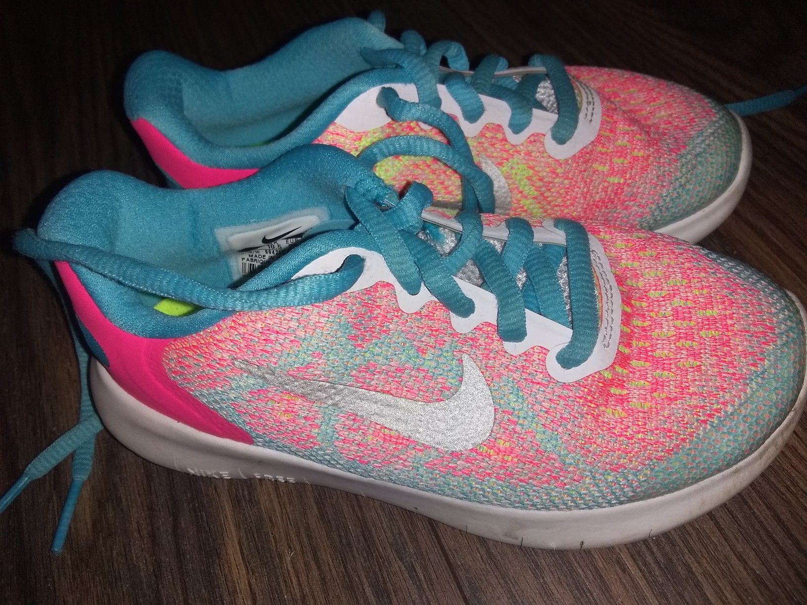 Tenis size11 niña