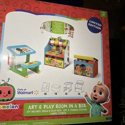 Cocomelon Art & Play Room Box