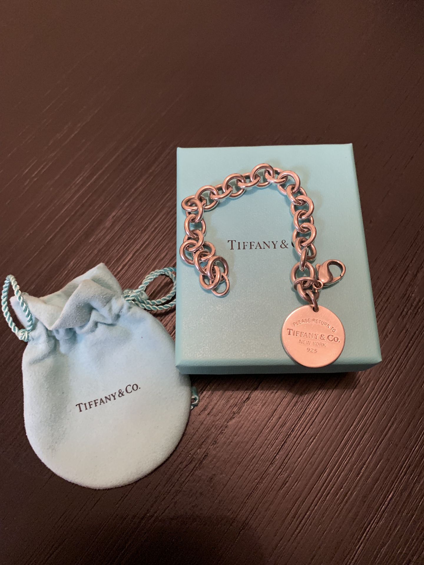 Tiffany & Co Round return to Tiffany tag bracelet