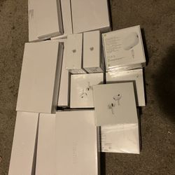 Apple Watches / AirPods Pro 