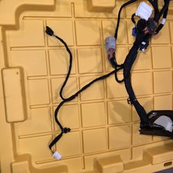 Genuine Mopar Front RH Door Wiring (contact info removed)4AC Dodge Ram 2500 19-24