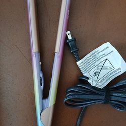 Chi Vibes "On the edge" flat iron