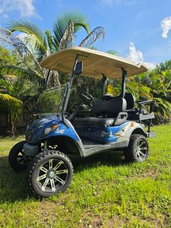 Custom Lifted Yamaha GAS Golf Cart