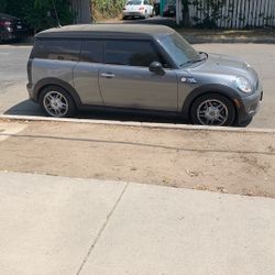 2009 MINI COOPER CLUBMAN S