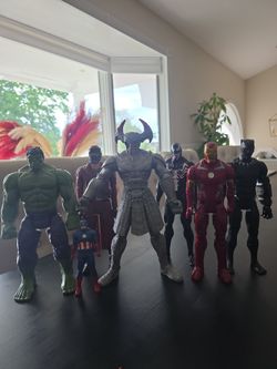 Marvel comic 12" figurines