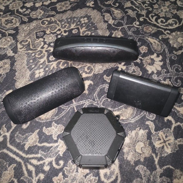 4 Portable Bluetooth Wireless Speakers