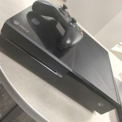 Xbox One w/ Controller And Power Cord ($50 If You Can Come Today!)