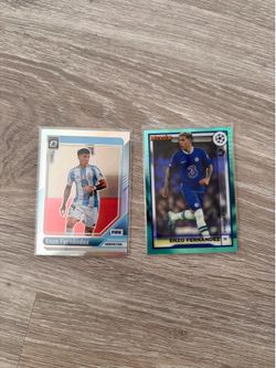 Enzo Fernandez Base Soccer Cards
