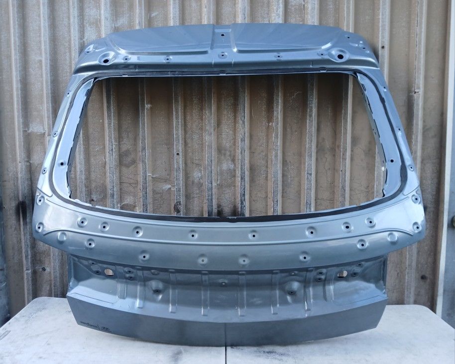 2022-2025 Hyundai Ioniq 5 Liftgate Tailgate Shell OEM 