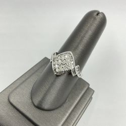 10KT WHITE GOLD LADIES WEDDING/ FASHION RING W/ DIAMONDS APPROX 1.00CT TDW 2.9GR, RING SIZE 10