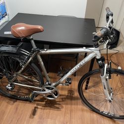 Trek Hybrid  Comfort  21’’