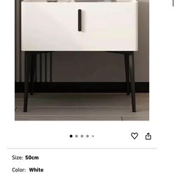 Light Luxury Nightstand with Drawer