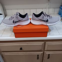 Women's Nike 10.5