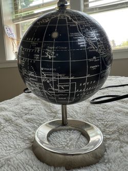 spinning black globe (room decor)