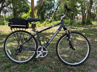 Adult Schwinn Bike 700cc