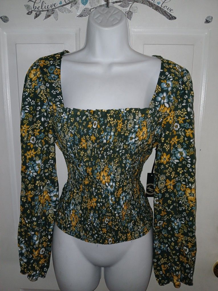 New XL Longsleeve Top