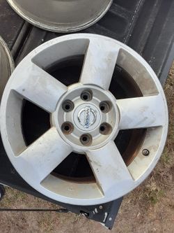 Nissan 18" 6lug  All 4 200.