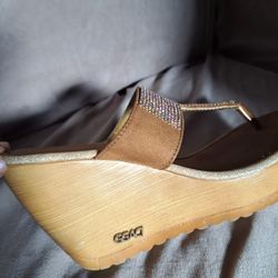 GGaci Size 7 Used