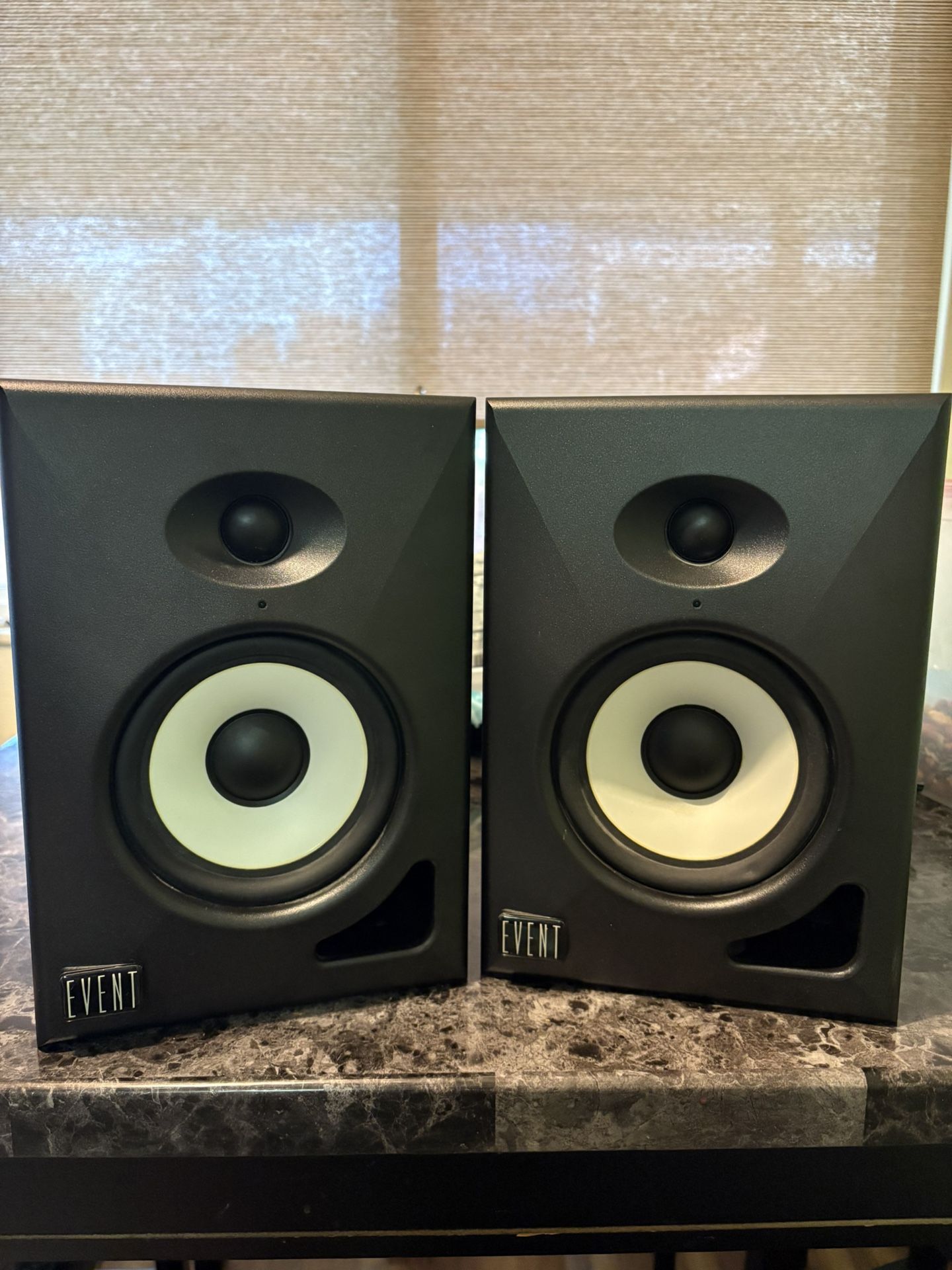 Event ALP5 studio monitors/speakers