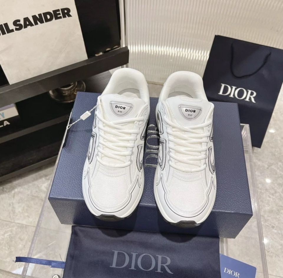 White Dior B30