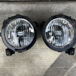 Jeep Gladiator JT (and probablyy other models) headlights, fog lights and front bumper parts