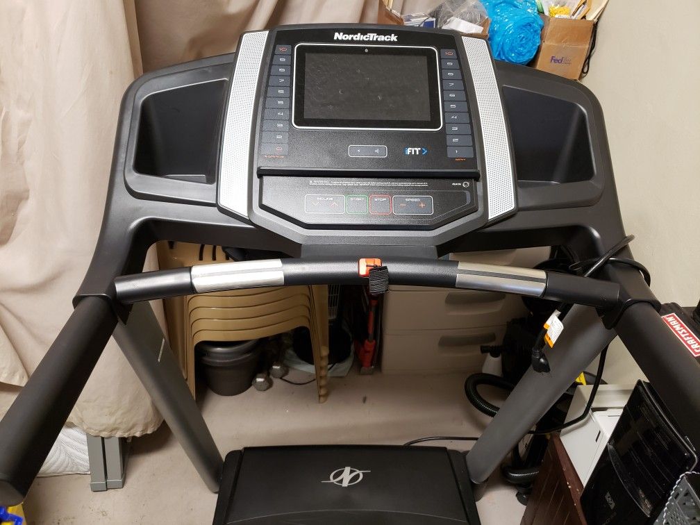 NordicTrack T Series Treadmill (6.5S & 6.5Si Models) for Sale in