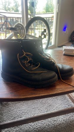 DocMartens M10