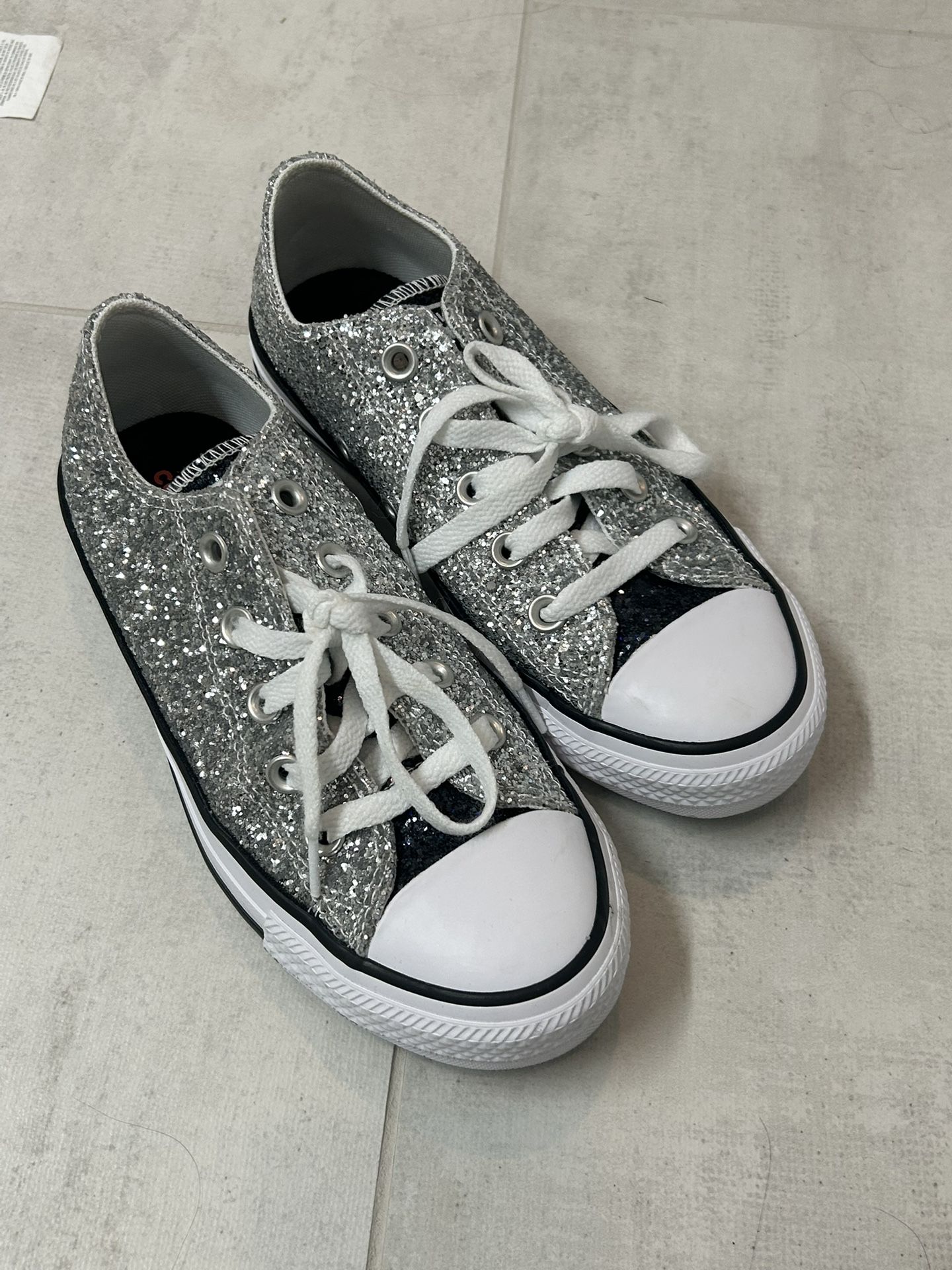 Sparkly Converse! Brand new