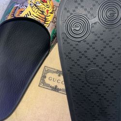Gucci Slides Authentic 
