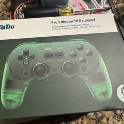 8bitdo pro 2 bluetooth gamepad