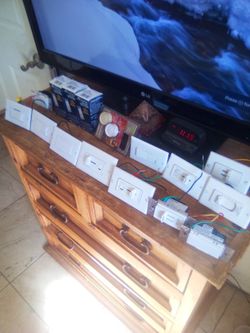 Dimmers, Occupancy Sensors And Ceiling Fan Controllers 