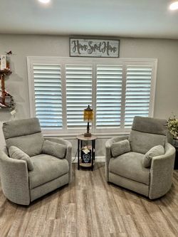 2 Electric Swivel Rocker Recliners
