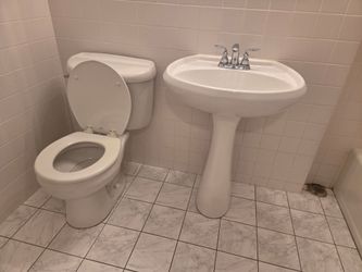 Pedestal and toilet