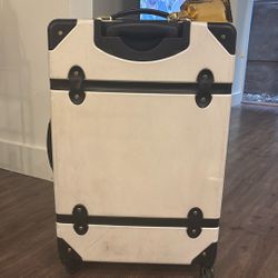 Medium Sized DF Studio (CHECKED BAG)