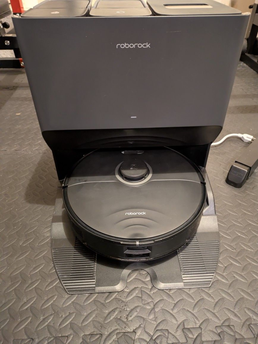 Roborock S8 Pro Ultra Robot Vacuum and Mop w/error 1 issue