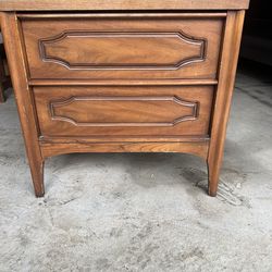 Kent Coffey 2 drawer dresser