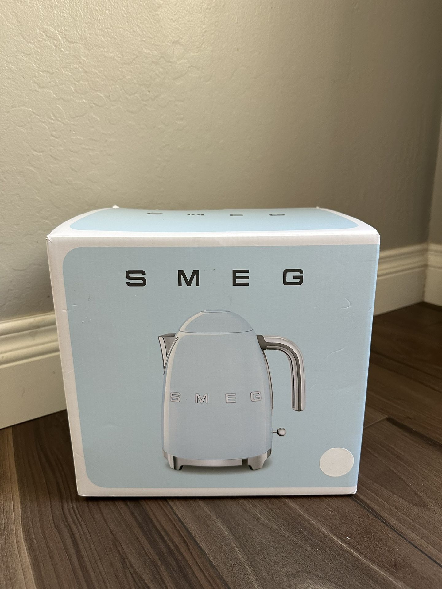 Smeg '50s Retro Style Electric Kettle - White