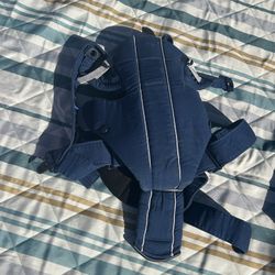 Baby bjorn Carrier
