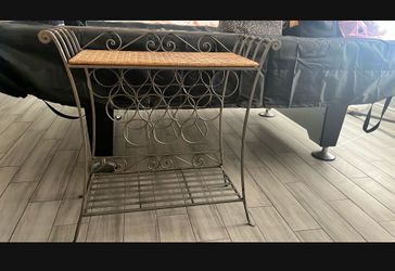 Stainless steal wine rack heavy and sturdy
