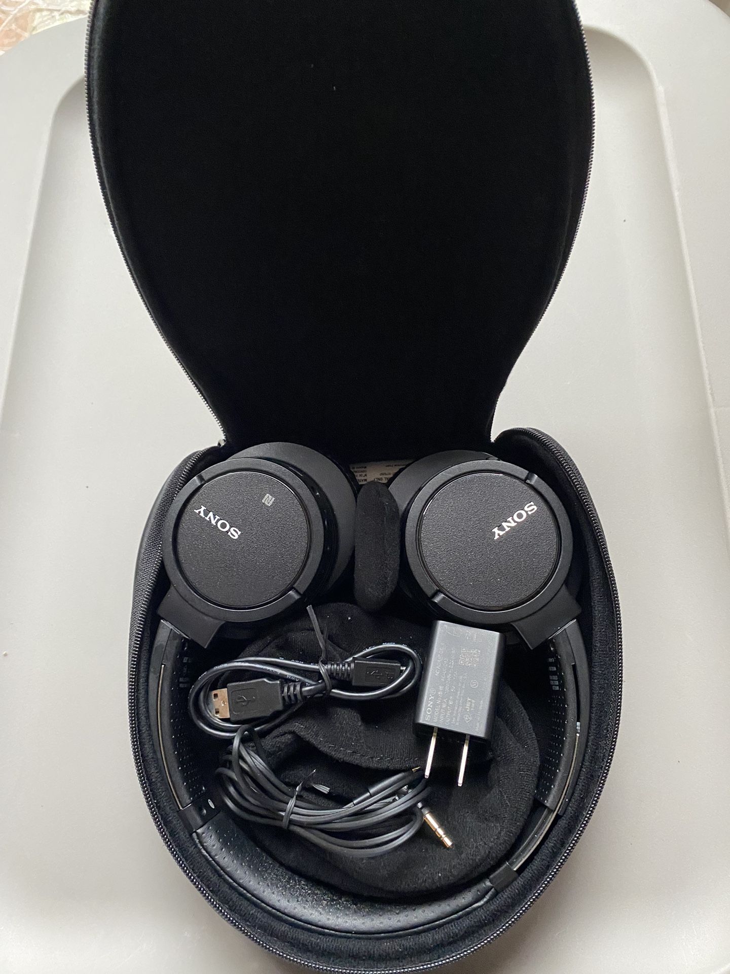 Sony MDR-ZX780DC Wireless Headphones