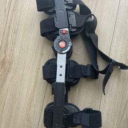 Knee Brace