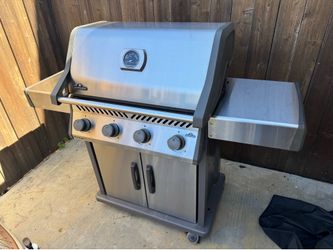 Napoleon 525 propane grill