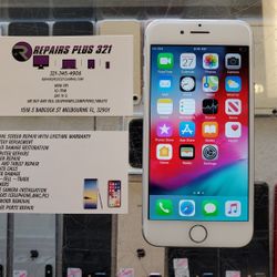 Unlocked Silver iPhone 7 32gb