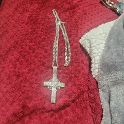 Beautiful  Sterling Silver Cross With 4ct Of Genuine Diamonds  /24 " Chain