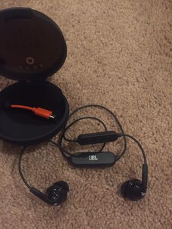 JBL Bluetooth headphones