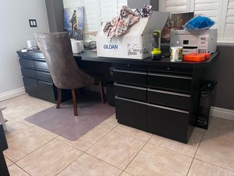 Desk for sale