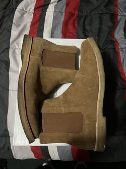 Common Projects Chelsea Boots