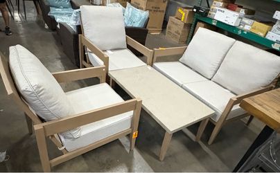 Brand new patio set
